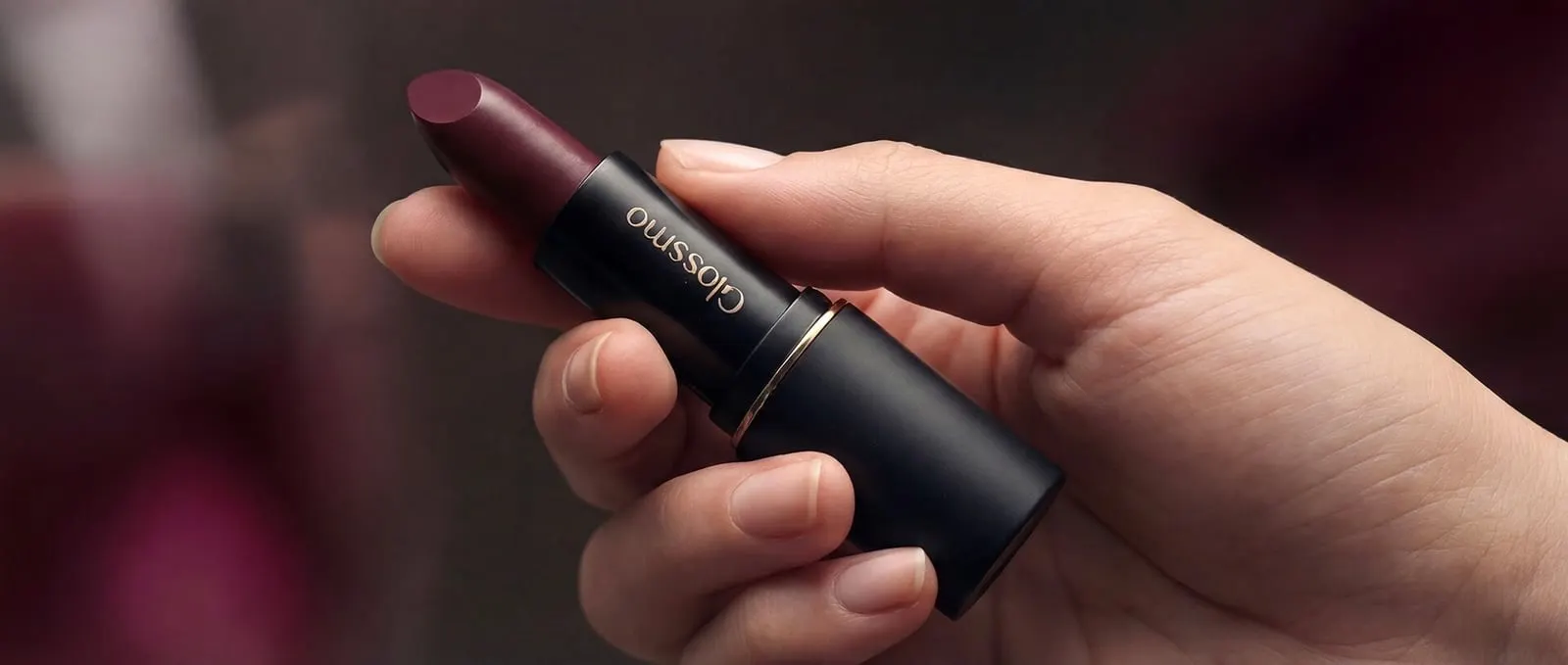 Glossmo - Premium Lipstick Brand Film — image 8 of 25